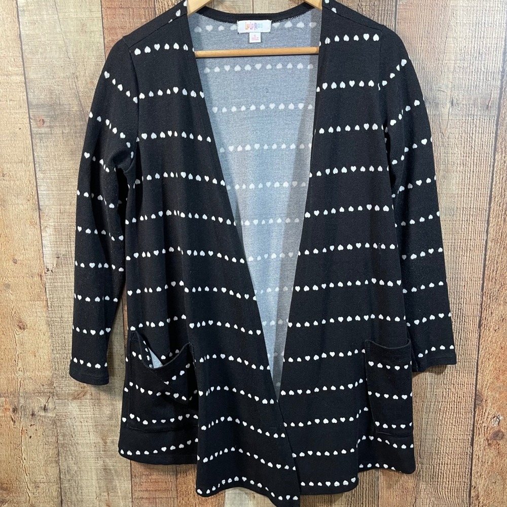 LuLaRoe Black White Heart Print Caroline Cardigan Pockets Small Open Front Knit